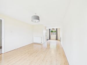 Lounge/Dining- click for photo gallery